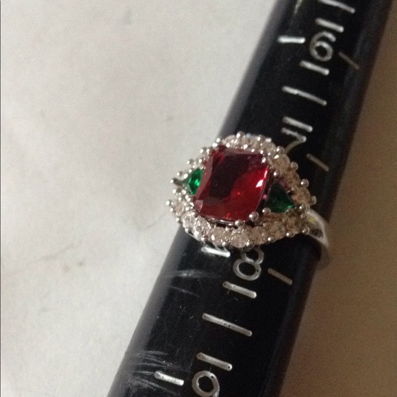 Multi stone 925 ring